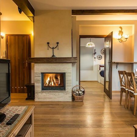 Apartment Tiffany Nowe Bystre Luaran gambar